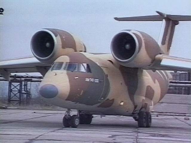 Ан-74Т-200. Транспортный самолет